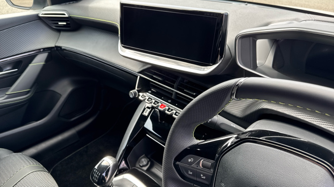Peugeot 208 1.2 PureTech 100 GT 5dr Petrol Hatchback - Image 14